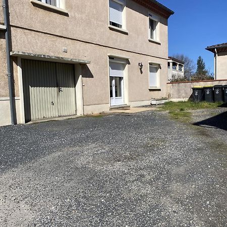 Appartement Tout Equipe 2 Chambres + Jardin Saix  Esterno foto