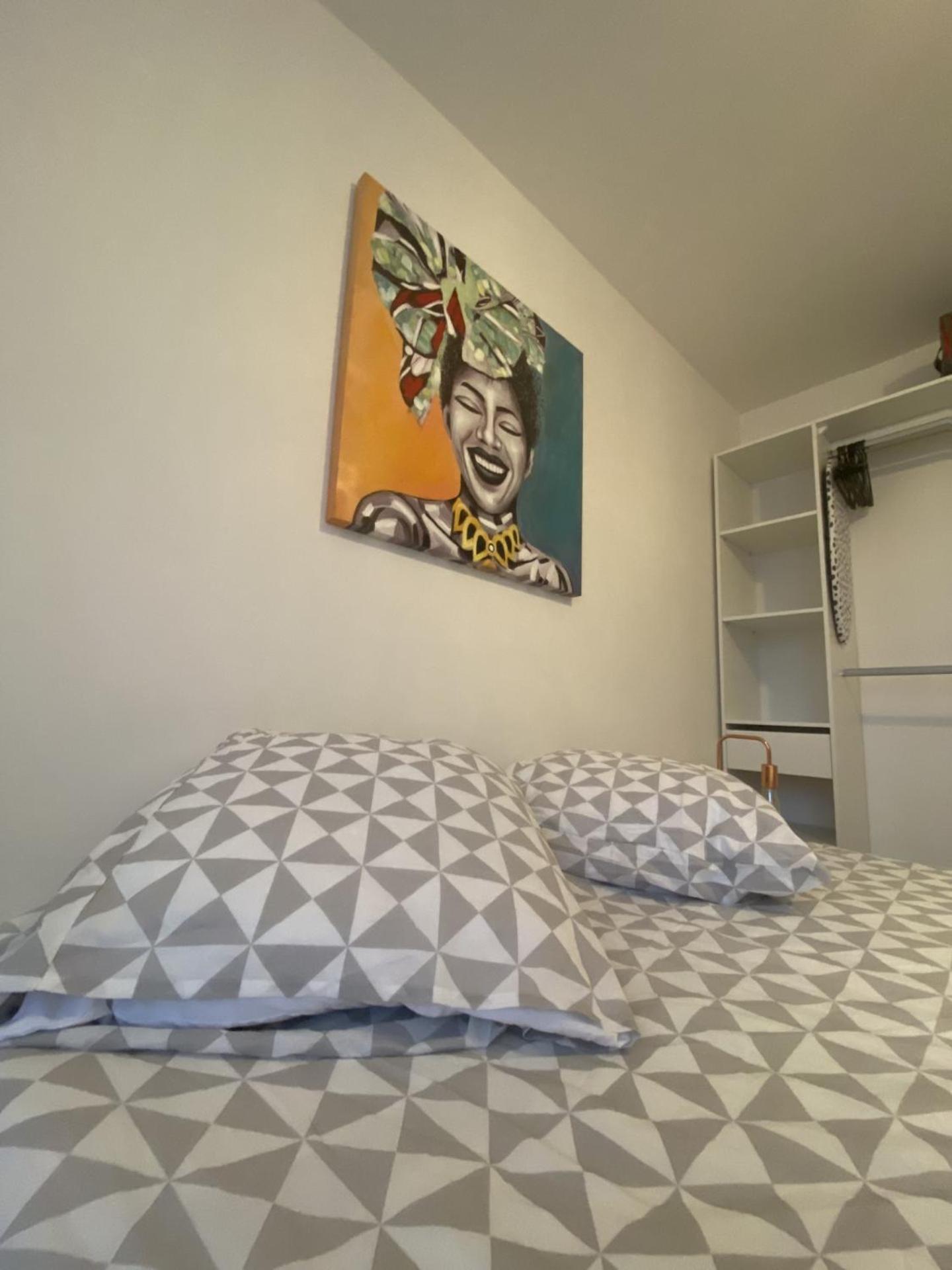 Appartement Tout Equipe 2 Chambres + Jardin Saix  Esterno foto
